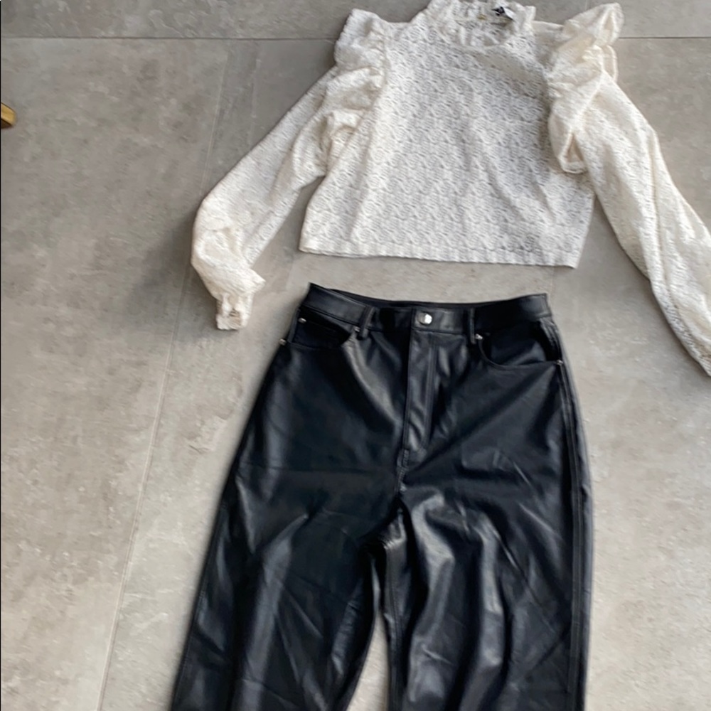 Zara Lace Cream Crop Top - Picture 13 of 15